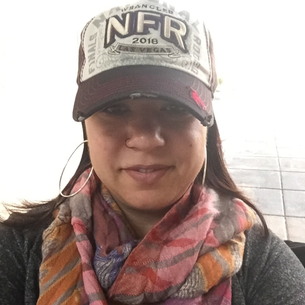 Meet your Posher, Andrea